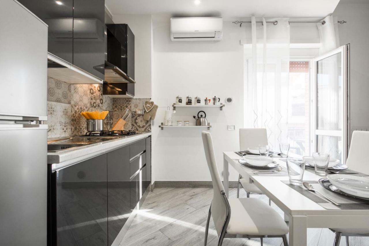 La Fiaba Roma Apartment Buitenkant foto