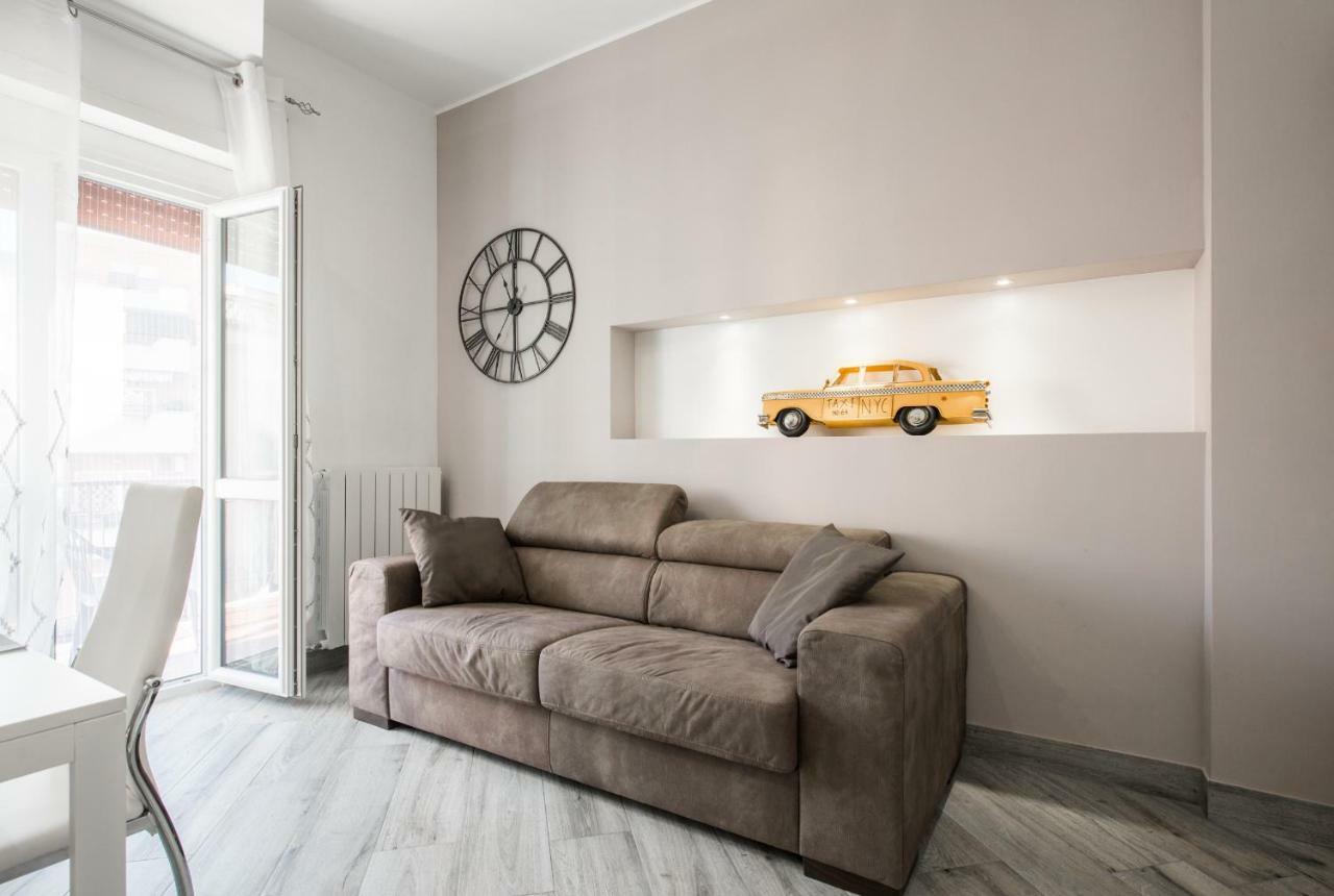 La Fiaba Roma Apartment Buitenkant foto